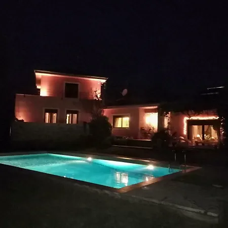 Gaia Trikala Villa *